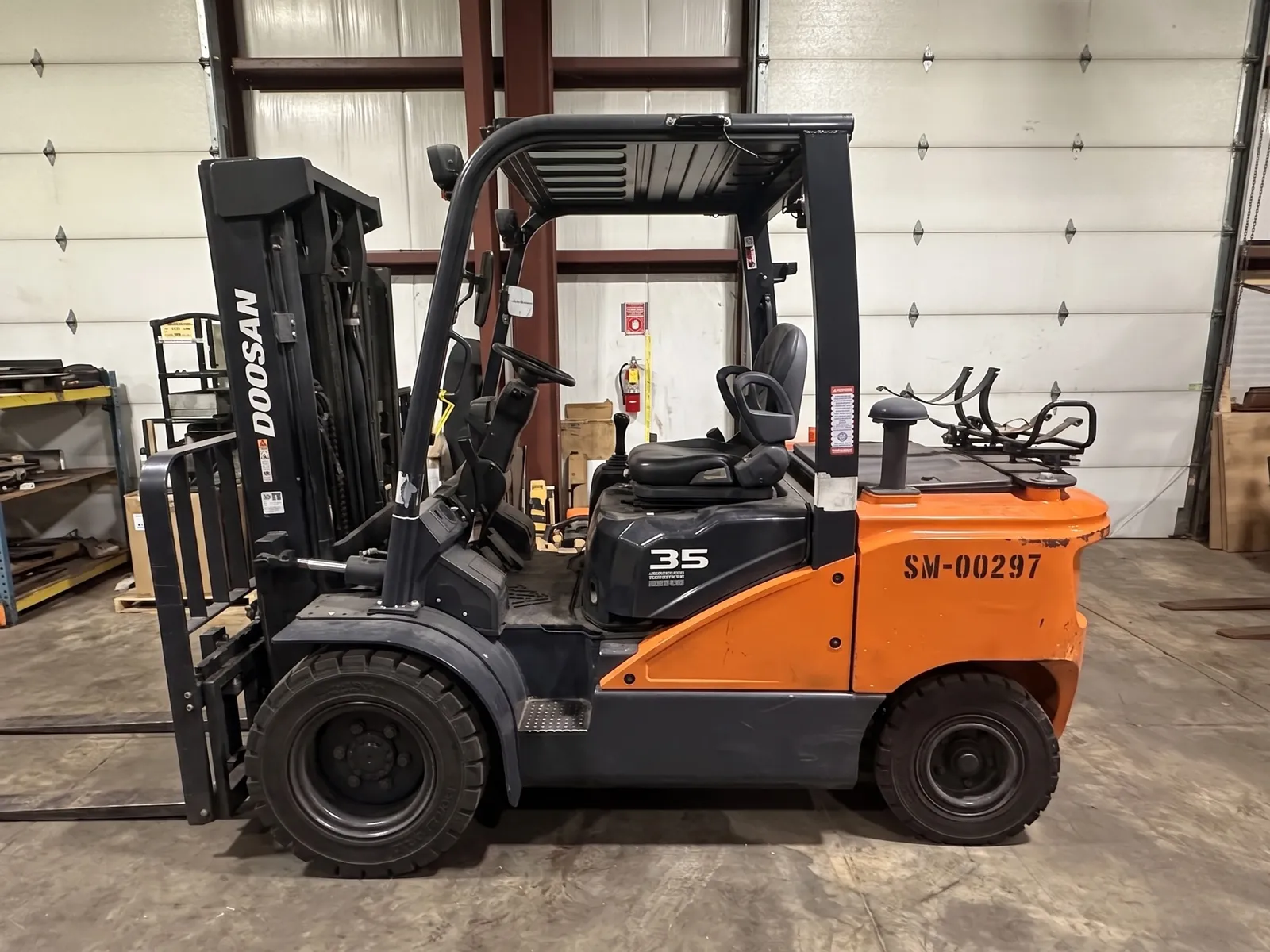 Used Doosan 35 pneumatic-tire forklift for sale in the DC metro